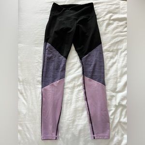 Old navy like new black and purple leggings